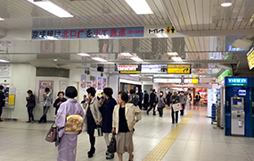 都営新宿線　本八幡駅A3出口